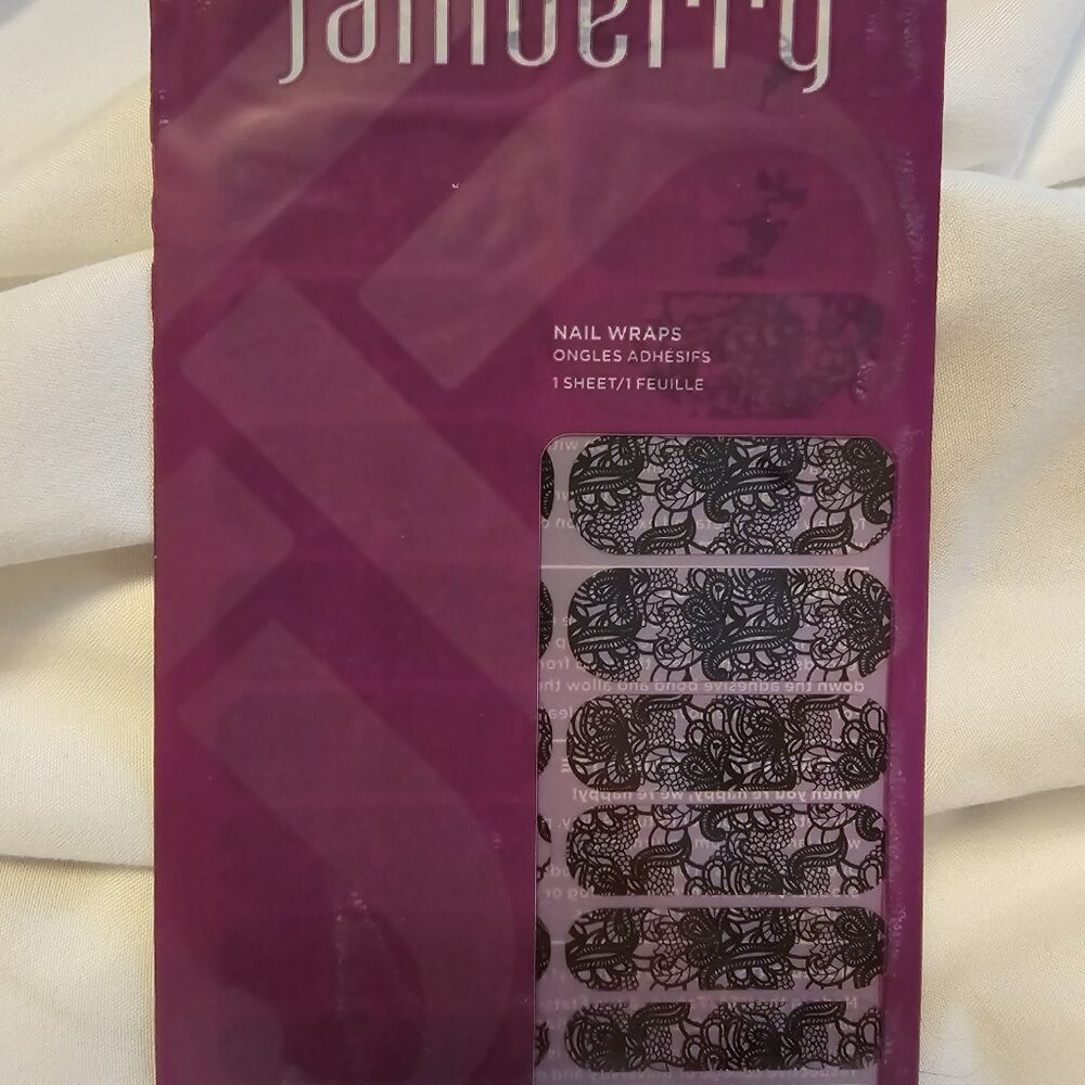 JAMBERRY NAIL WRAPS -‎ Black Lace on Clear